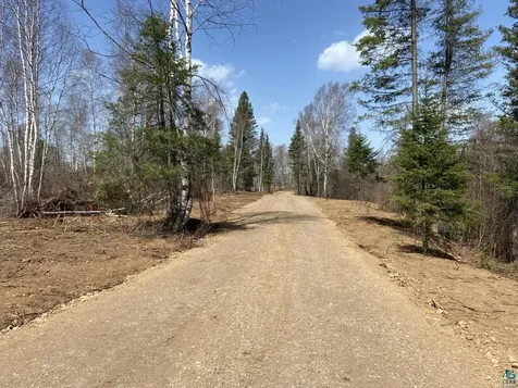 2102-4 N Bear Lake Road Brimson MN 55602