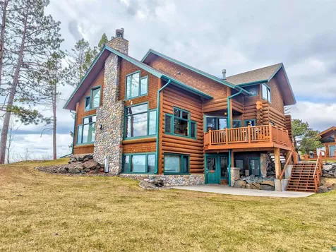 2826 Highway 61 Two Harbors MN 55616