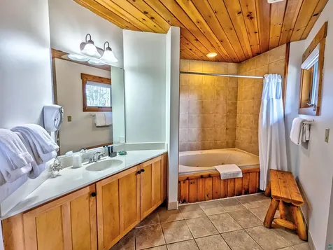 2826 Highway 61 Two Harbors MN 55616