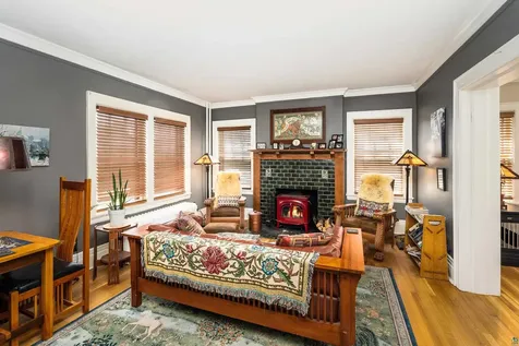 2415 E 2nd Street Duluth MN 55812