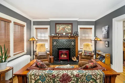 2415 E 2nd Street Duluth MN 55812