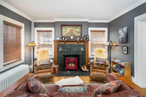2415 E 2nd Street Duluth MN 55812