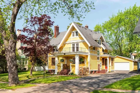 2415 E 2nd Street Duluth MN 55812