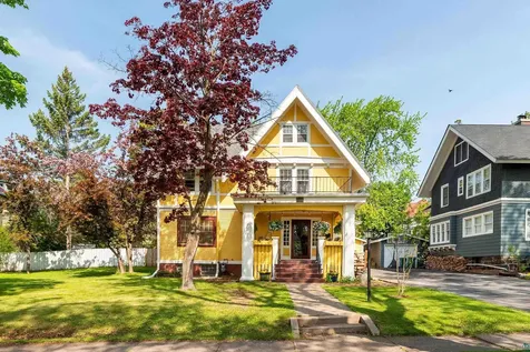 2415 E 2nd Street Duluth MN 55812
