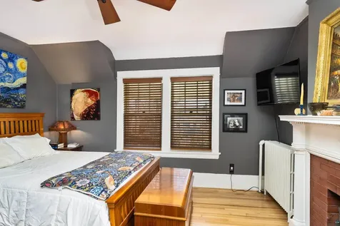 2415 E 2nd Street Duluth MN 55812