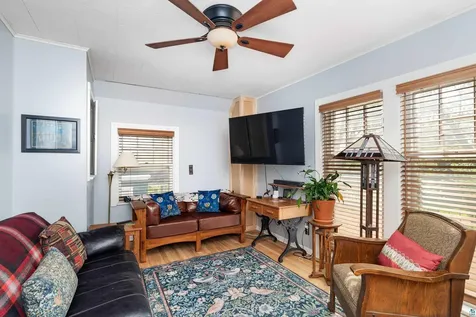 2415 E 2nd Street Duluth MN 55812