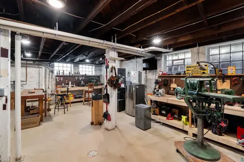 2415 E 2nd Street Duluth MN 55812