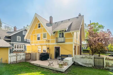 2415 E 2nd Street Duluth MN 55812