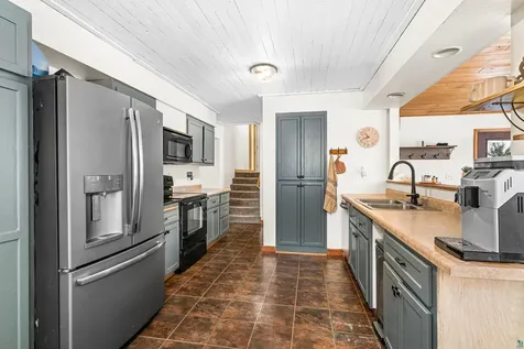 3325 Strand Road Duluth MN 55804