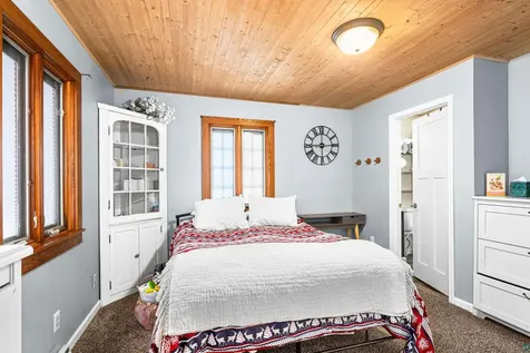 3325 Strand Road Duluth MN 55804