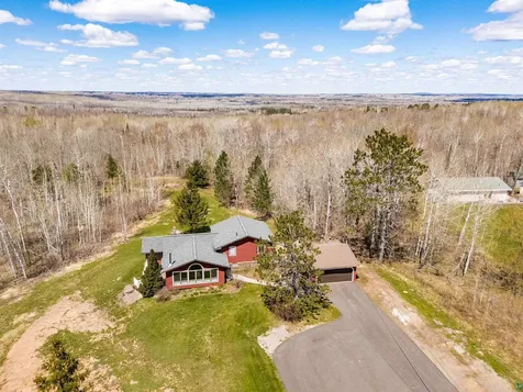 3325 Strand Road Duluth MN 55804