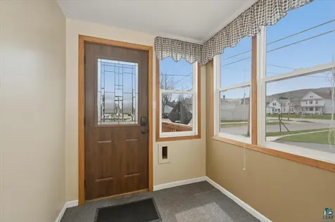 216 N 38th Avenue W Duluth MN 55807
