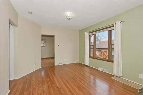 216 N 38th Avenue W Duluth MN 55807