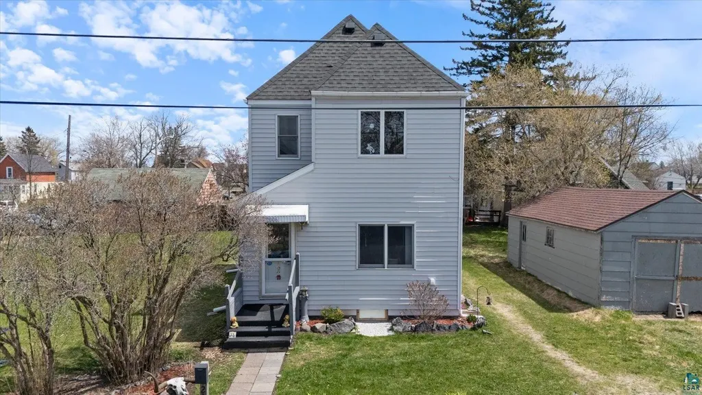 2006 Butler Avenue Superior WI 54880