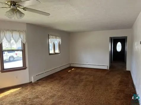 1102 Mckinley Avenue Eveleth MN 55734