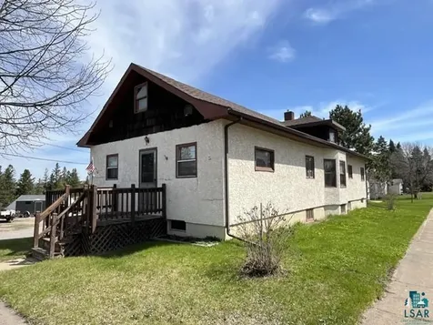 1102 Mckinley Avenue Eveleth MN 55734