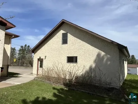 1102 Mckinley Avenue Eveleth MN 55734