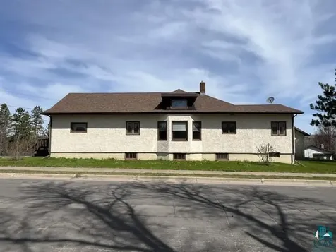 1102 Mckinley Avenue Eveleth MN 55734