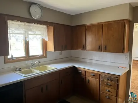 1102 Mckinley Avenue Eveleth MN 55734