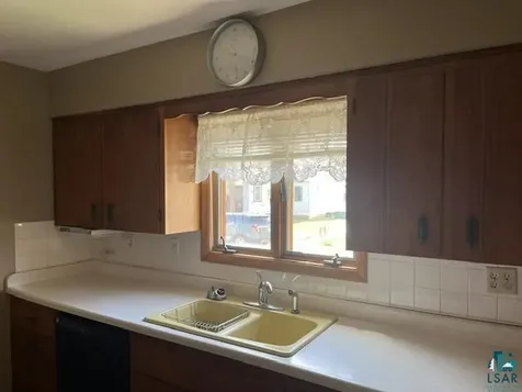 1102 Mckinley Avenue Eveleth MN 55734