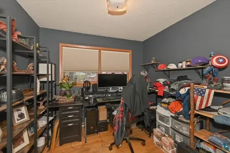 51 E Owatonna Street Duluth MN 55803