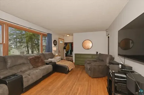 51 E Owatonna Street Duluth MN 55803