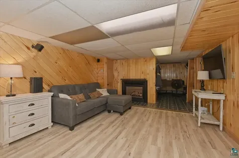 51 E Owatonna Street Duluth MN 55803