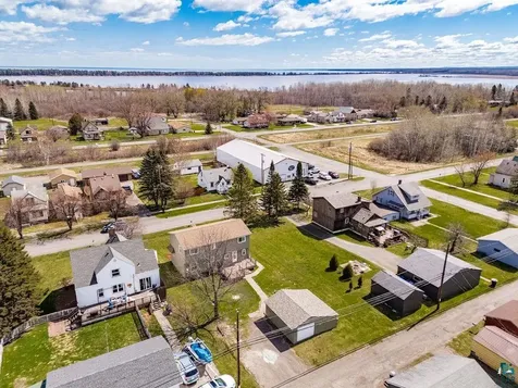 4018 E 1st Street Superior WI 54880