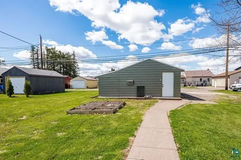 4018 E 1st Street Superior WI 54880