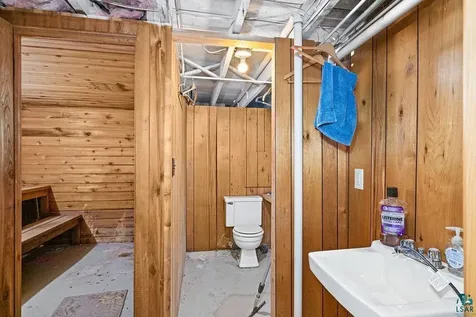 1103 99th Avenue W Duluth MN 55808