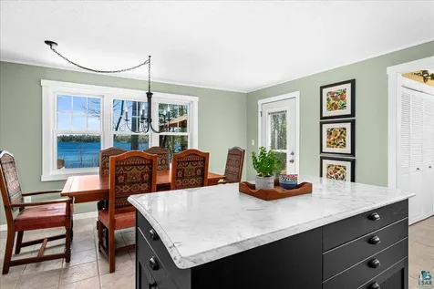 7568 Barrs Lake Road Duluth MN 55803