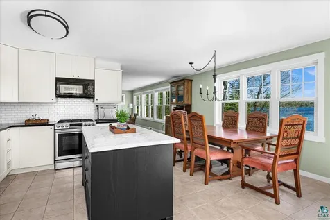 7568 Barrs Lake Road Duluth MN 55803