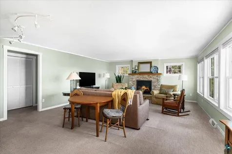 7568 Barrs Lake Road Duluth MN 55803