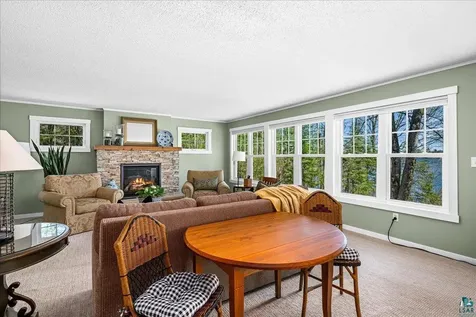 7568 Barrs Lake Road Duluth MN 55803