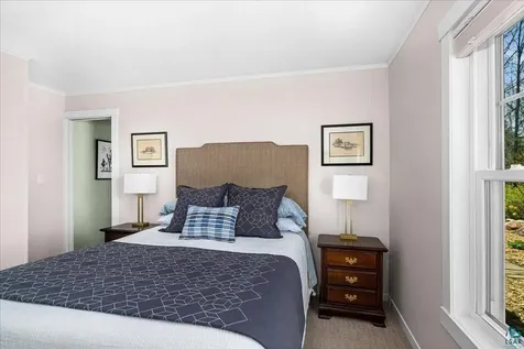7568 Barrs Lake Road Duluth MN 55803