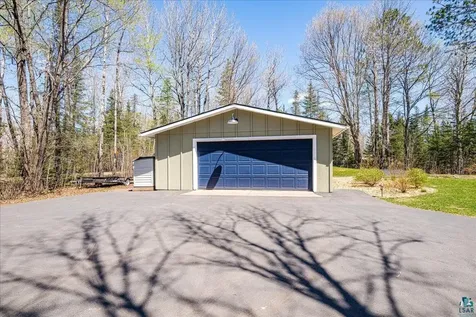 7568 Barrs Lake Road Duluth MN 55803