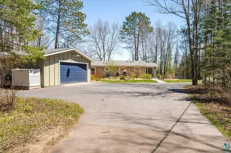 7568 Barrs Lake Road Duluth MN 55803