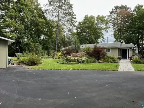 7568 Barrs Lake Road Duluth MN 55803
