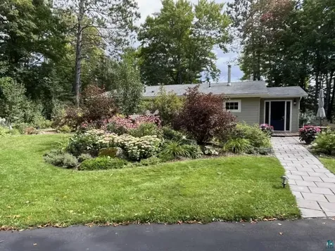 7568 Barrs Lake Road Duluth MN 55803
