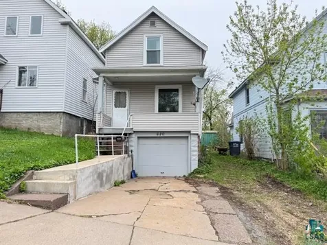 620 N 11th Avenue E Duluth MN 55806