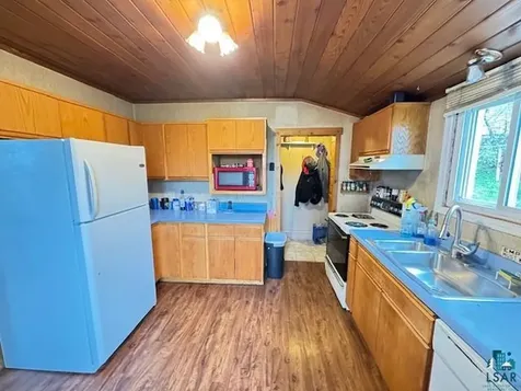 620 N 11th Avenue E Duluth MN 55806