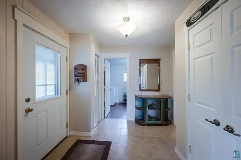 29060 West Shore Drive Pengilly MN 55775
