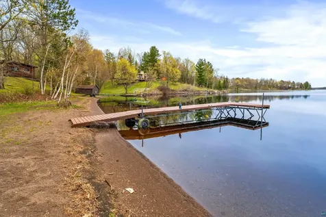 6848 Bear Island Road Duluth MN 55803