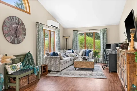 15 Vergennes Street Superior WI 54880