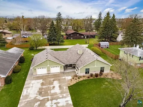15 Vergennes Street Superior WI 54880