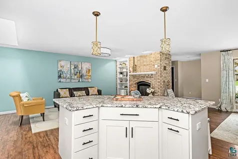 15 Vergennes Street Superior WI 54880