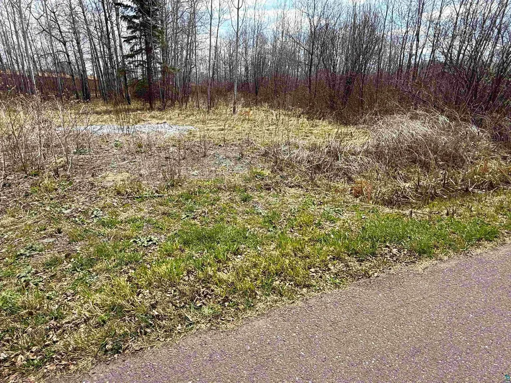 321 40th Avenue E Superior WI 54880