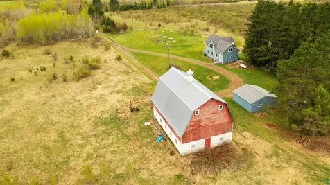 6661 County Road 6 Kettle River MN 55757