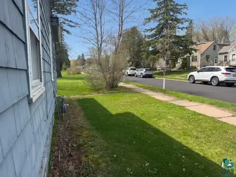 1127 N 46th Avenue E Duluth MN 55804