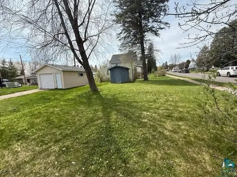 1127 N 46th Avenue E Duluth MN 55804